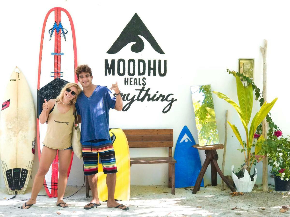 Moodhu Surf House Hotel Himmafushi Buitenkant foto